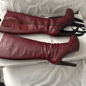 Gorgeous knee high boots dark red maroon wine